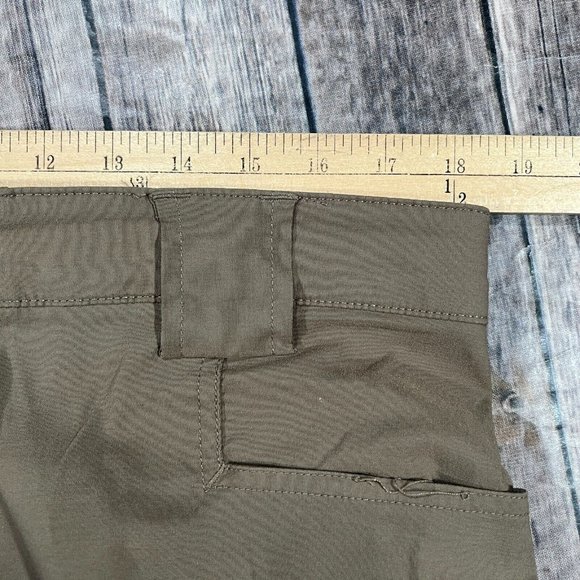 Duluth Flex Dry on the Fly Cargo Stretch Shorts 36x9 Mens Brown Utility 46206 - Picture 6 of 9